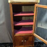 Small 19th-century display cabinet in the Transition style between Louis XV and Louis XVI.