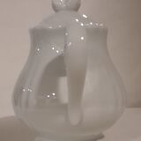 White teapot