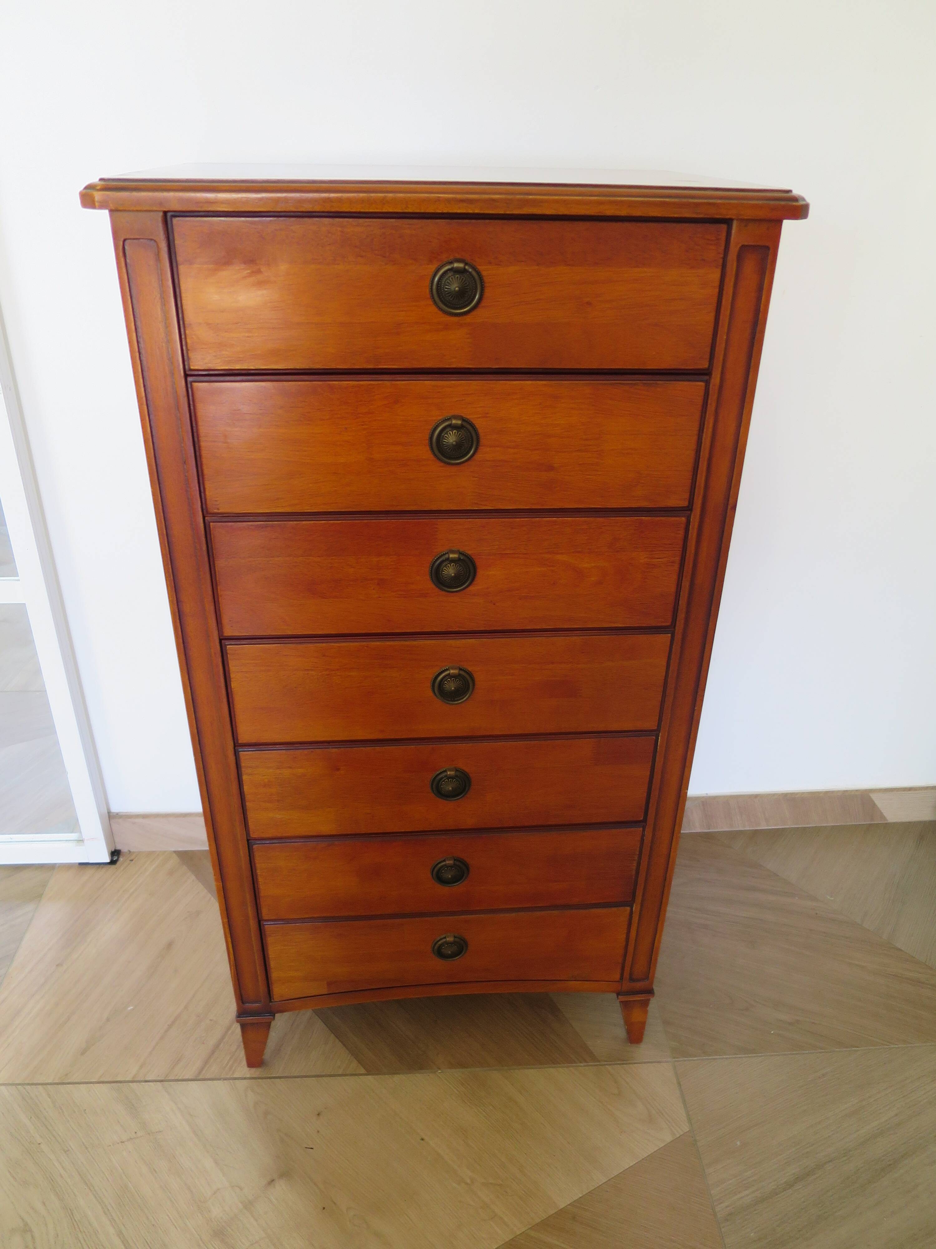 Semainier-Commode- 7 tiroirs-merisier-Style Louis Philippe-Pieds trapèze