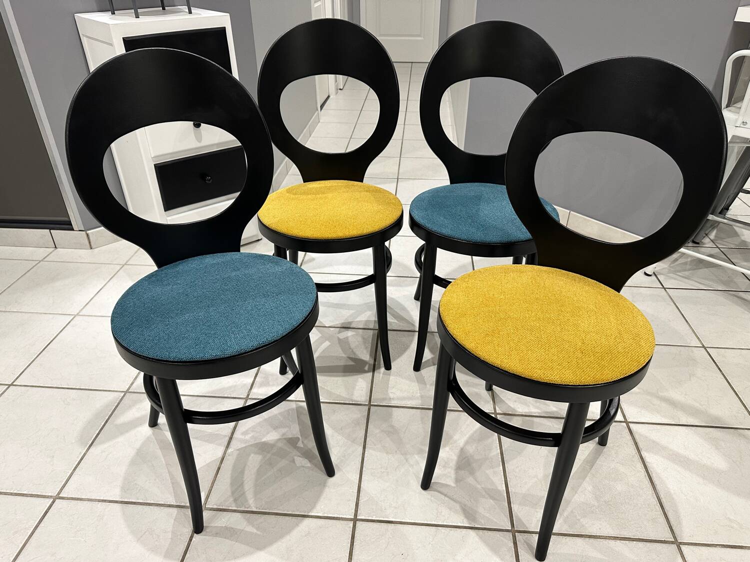 Set of 4 Baumann Bistro chairs, Mouette model, vintage 1970