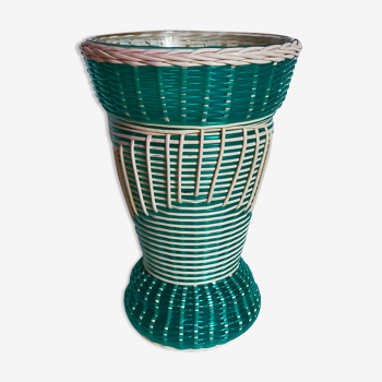 Glass vase and braided scoubidou thread 50s