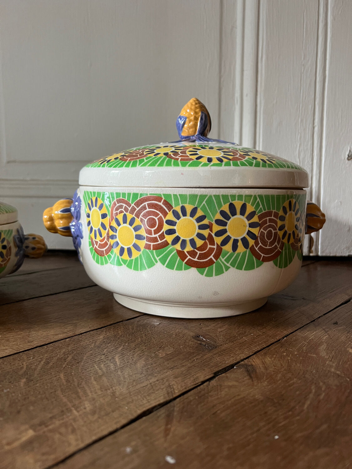 Kairouan Creil and Montereau soup tureens