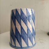 Retro mug