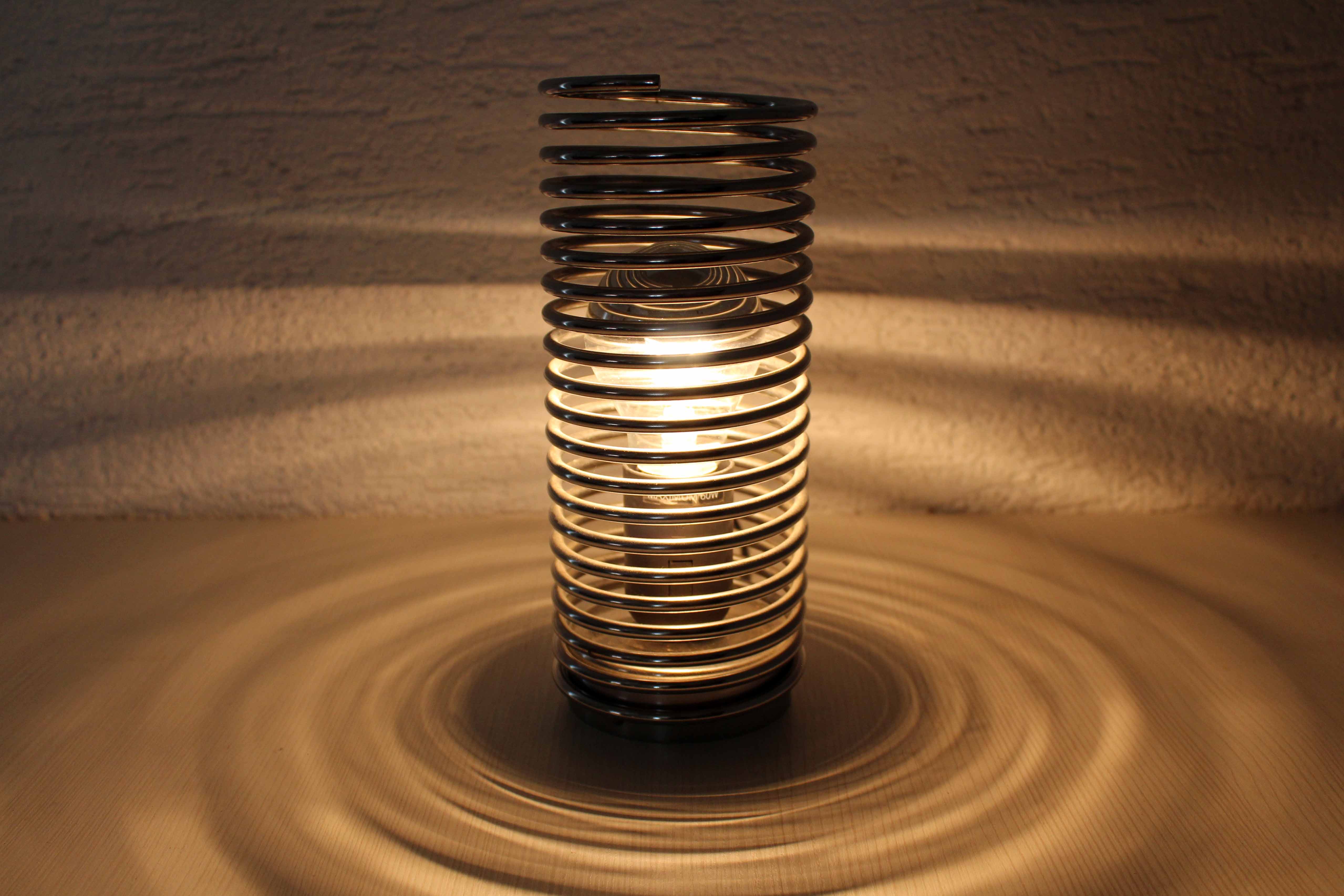 Spring lamp