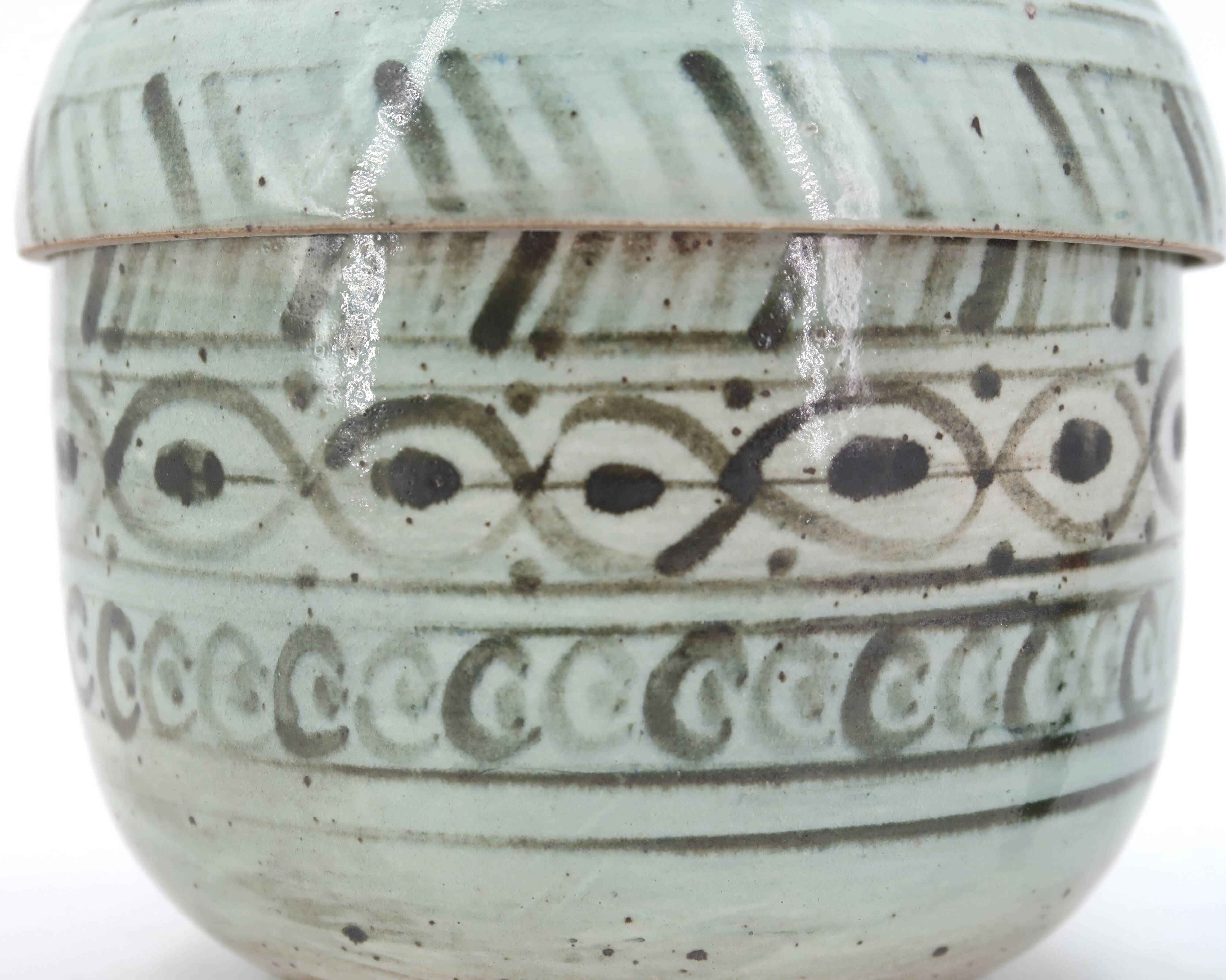 Covered pot signed in stoneware, Japanese decor, 1970s