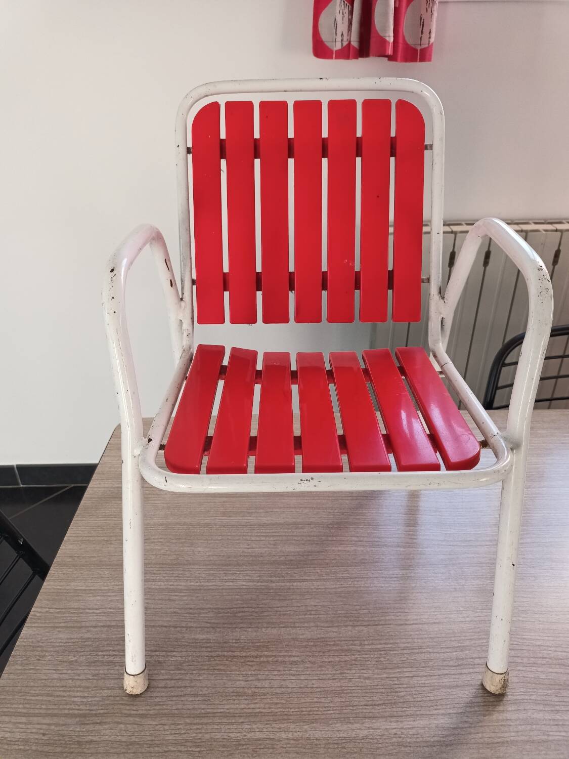 Emu children's chair