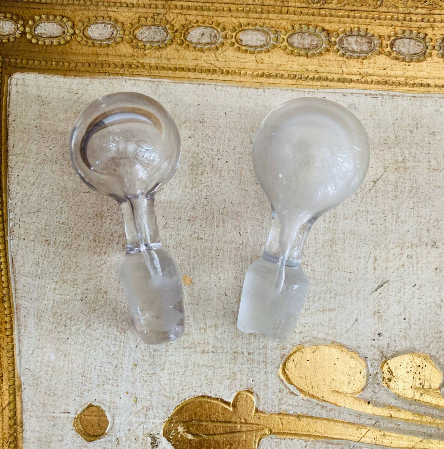 Pichets où carafons à vins en verres époque XIXe
