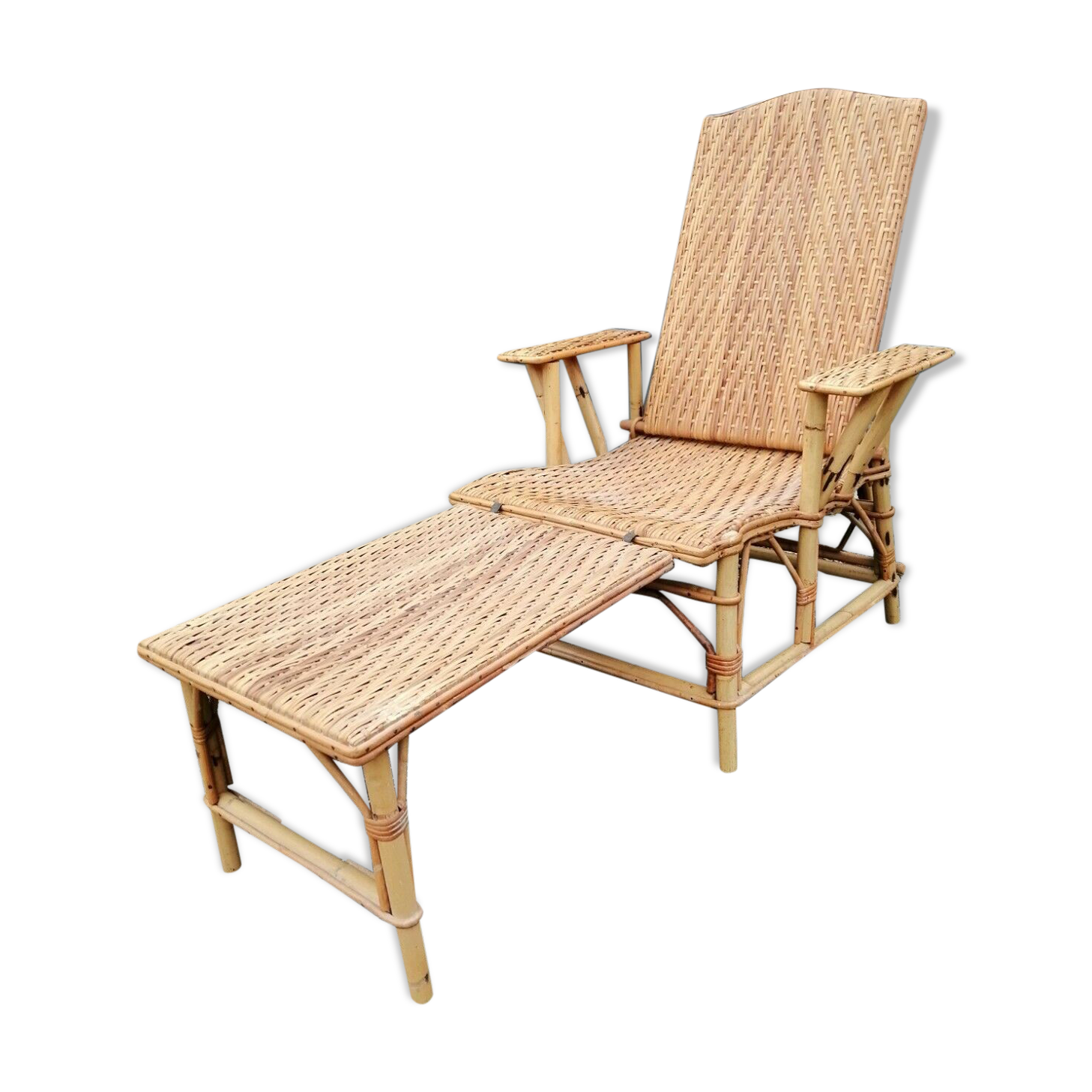 Vintage armchair lounge chair in rattan art deco with footrest and adjustable