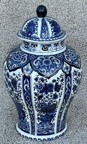 Covered pot