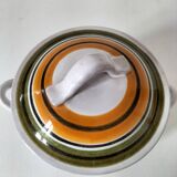 Small soup tureen signed Guy Arlé