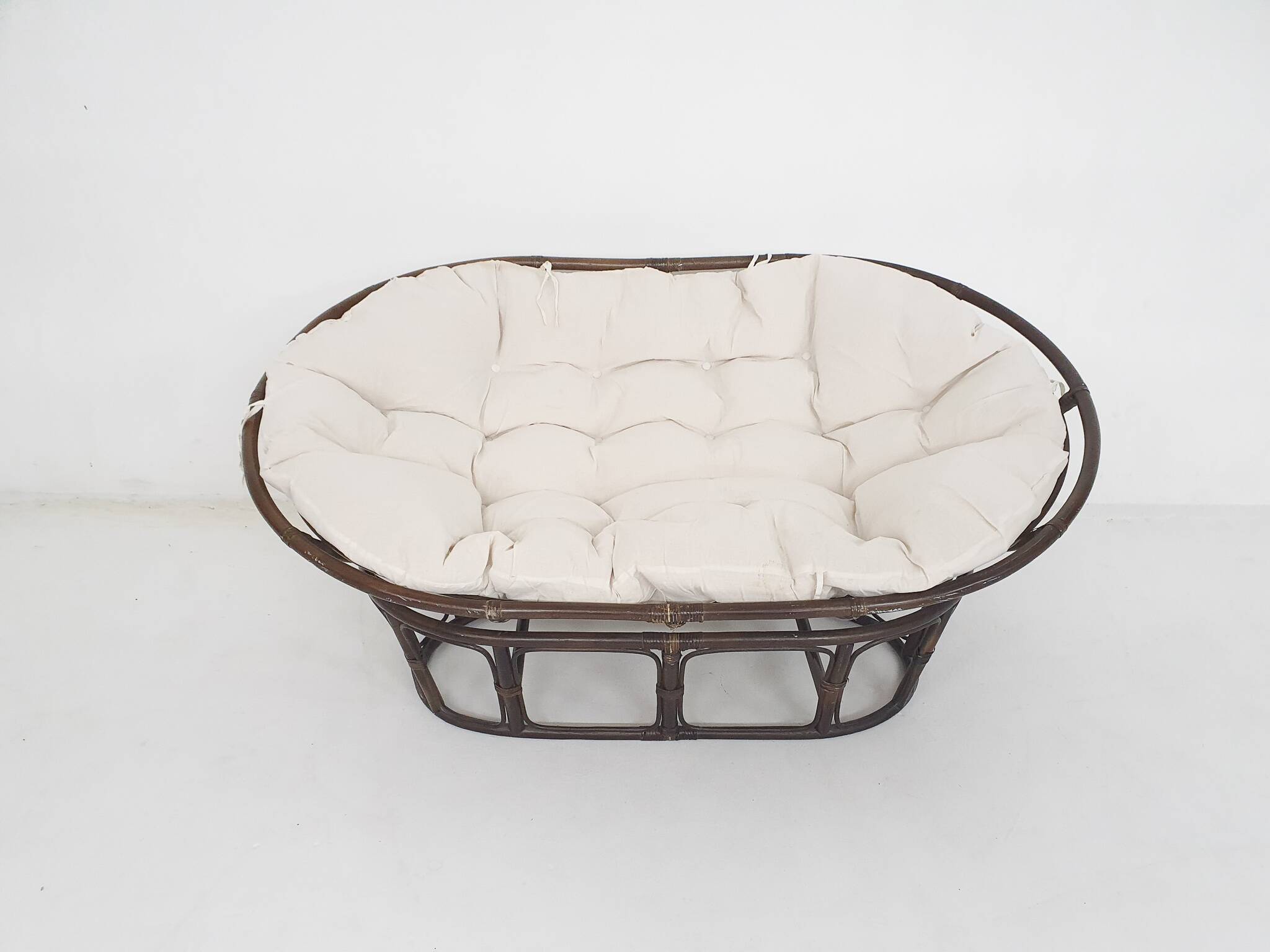 Manou two seater sofa with linnen cushion, The Netherlands 1970's