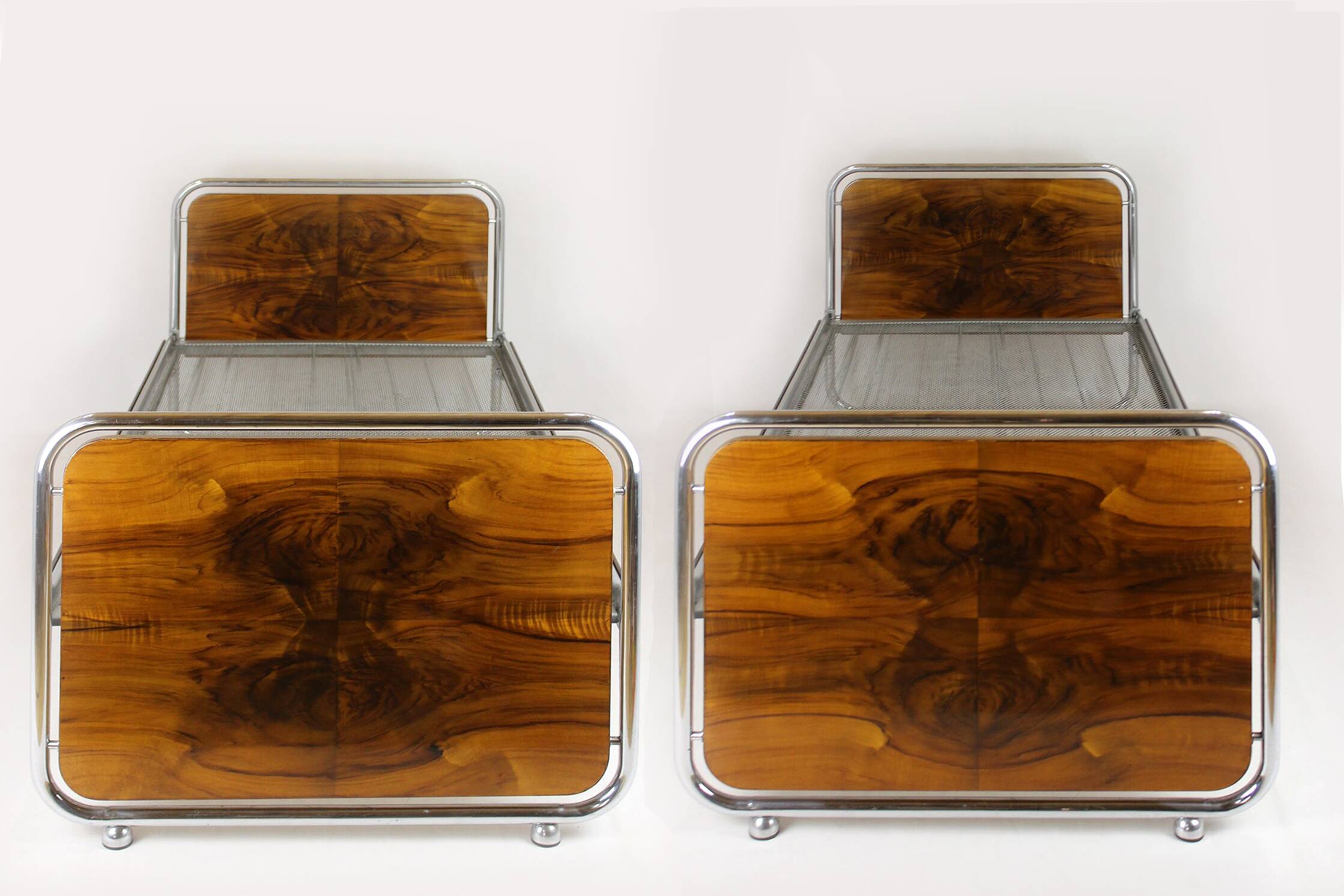 Lits en acier tubulaire Bauhaus, années 1940, lot de 2