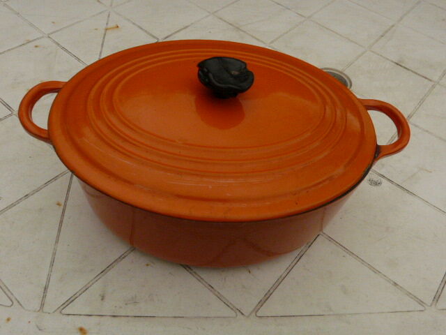 Orange casserole Le Creuset 50s