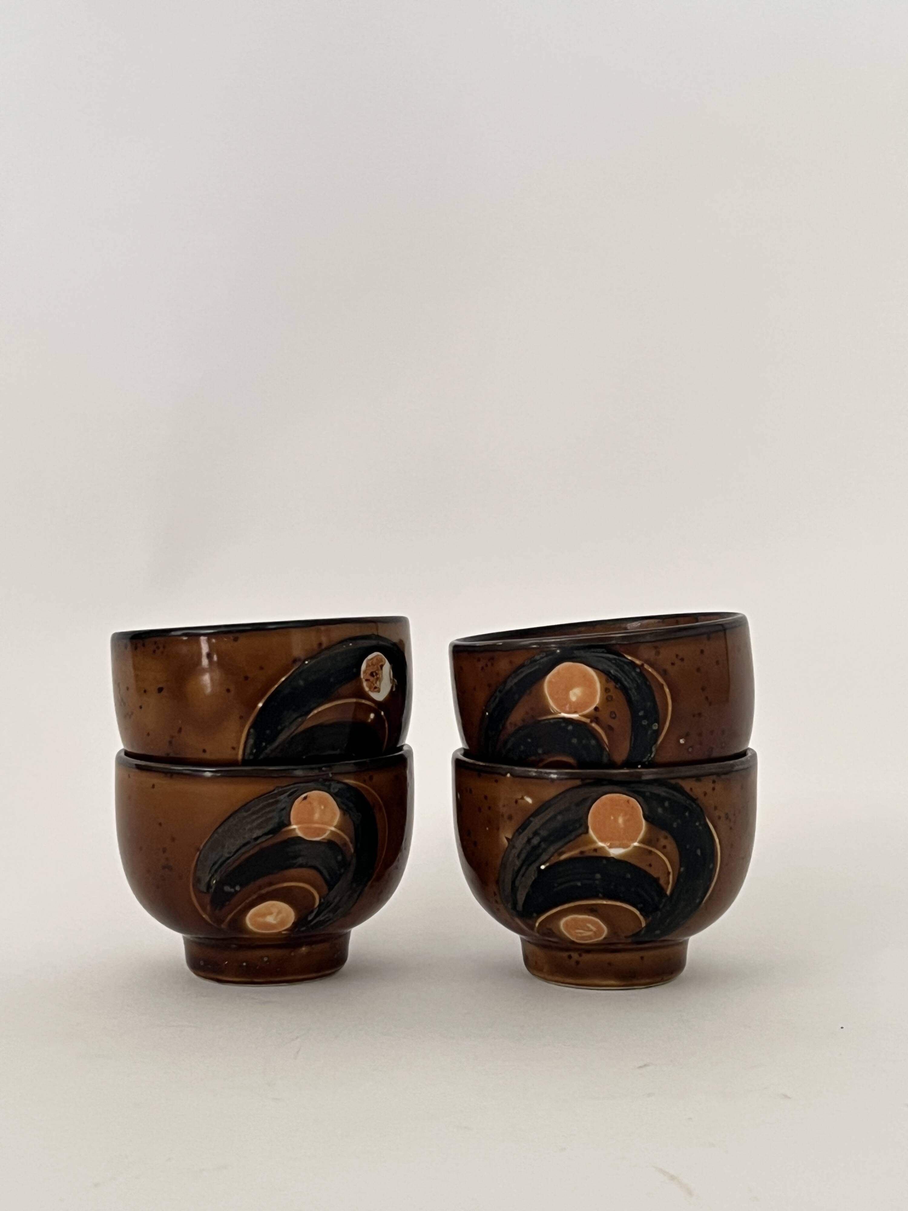 Set of 4 ceramic cups, Japanese pottery, circa 1960/70