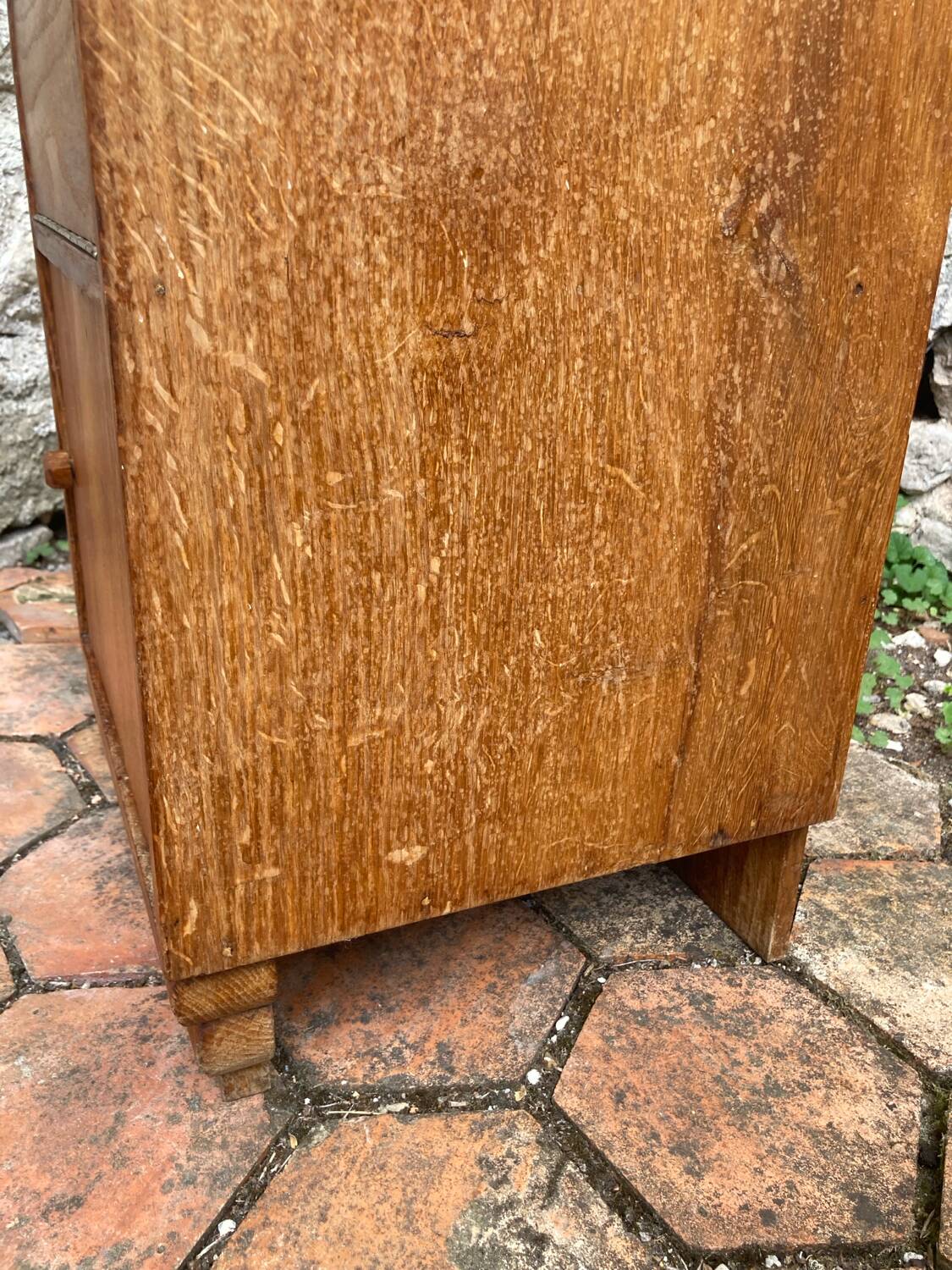 Meuble de rangement ancien