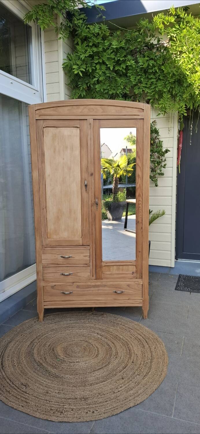 Renovated Parisian wardrobe