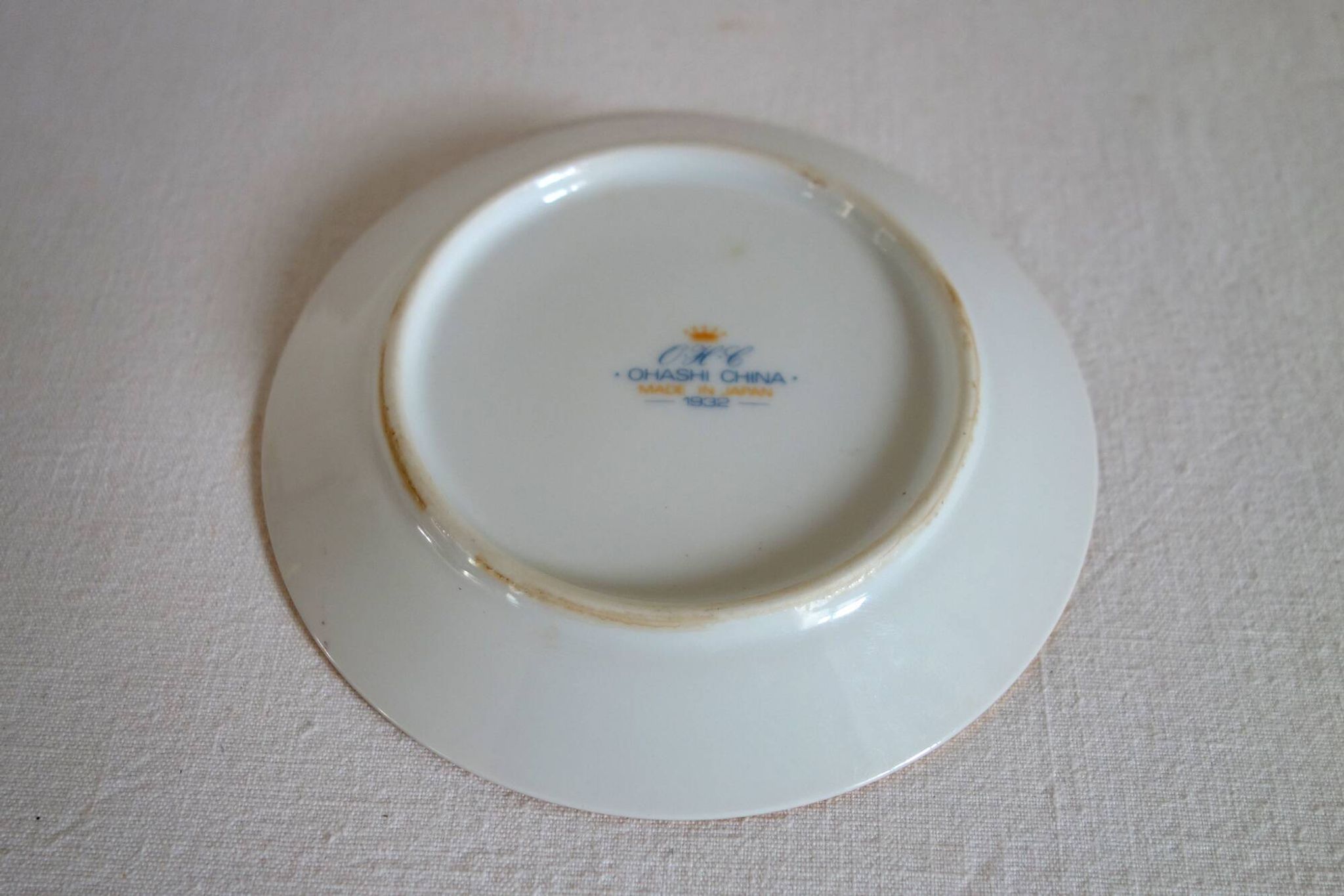Pair of Japanese porcelain cups and saucers by Ohashi China