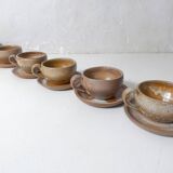 6 tasses en grès avec soucoupes vintage