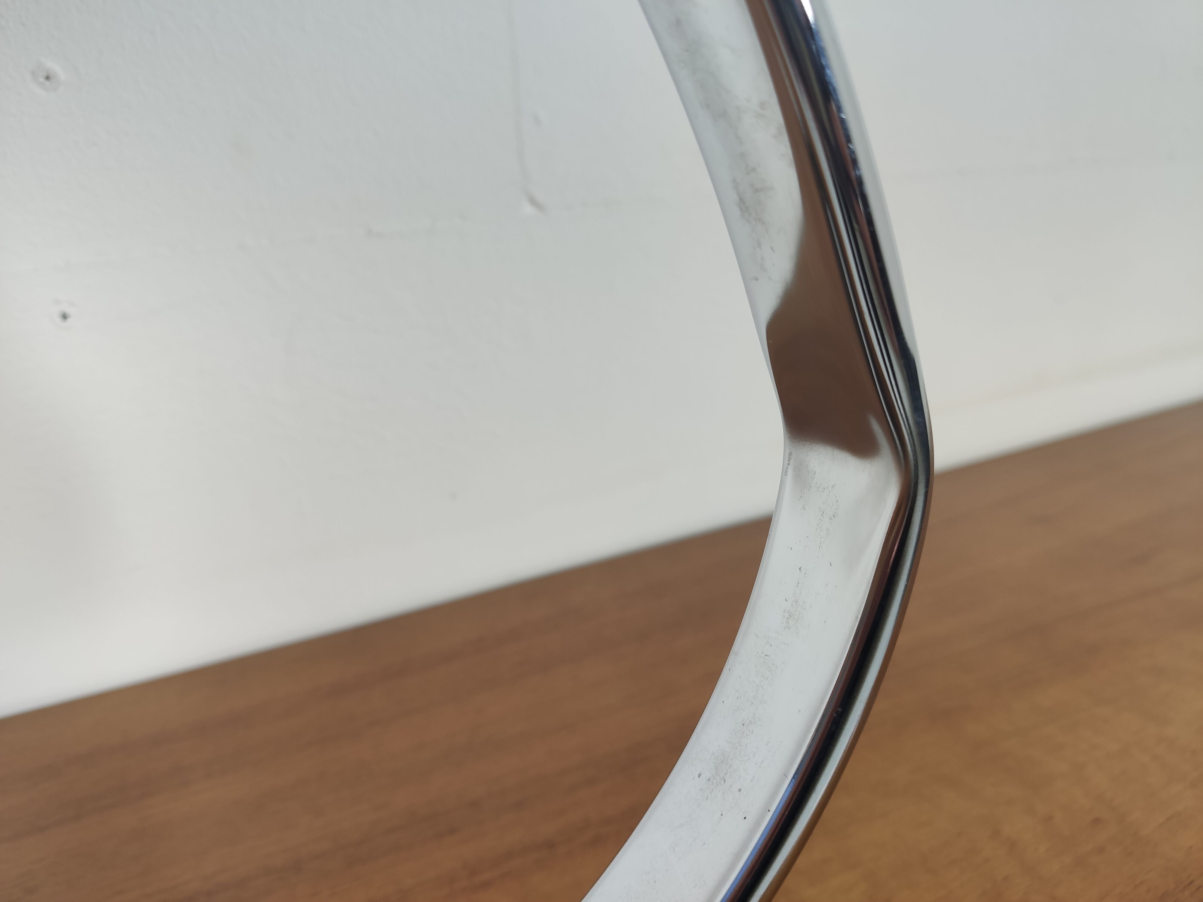 Hillebrand, chrome and metal 60/70s lay lamp