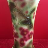 Vase cone decoration to the dabbling birds of Saint Clement