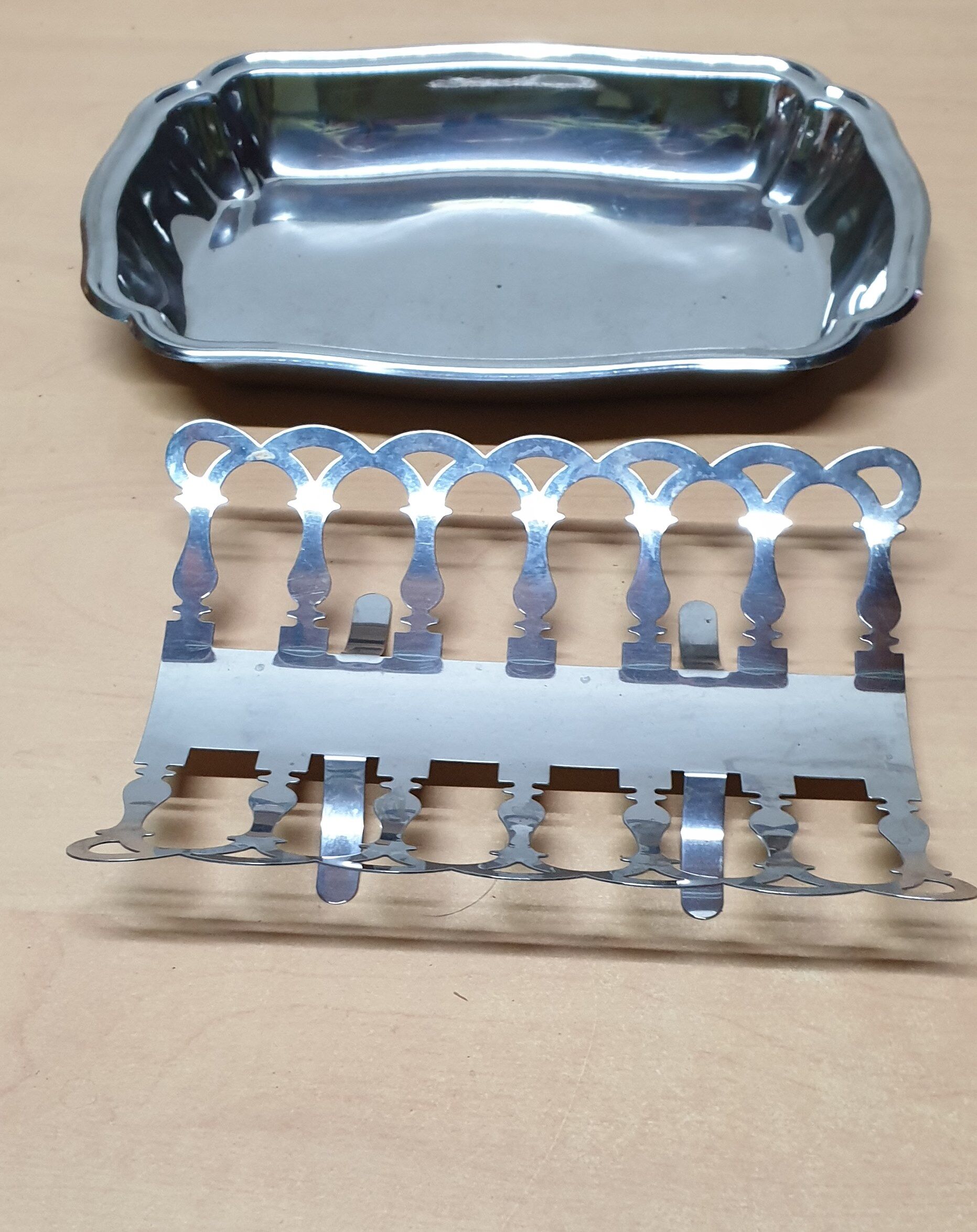 Stainless asparagus dish