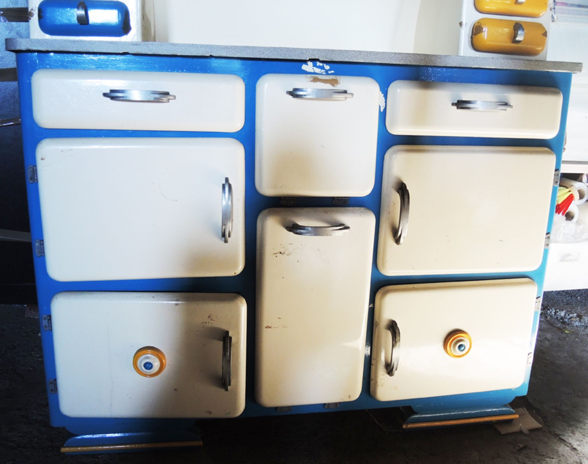 Former Buffet Mado in 3 Parts White - Blue - Yellow / Antique French 3-Part Mado Sideboard: White