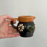Pottery sauce boat