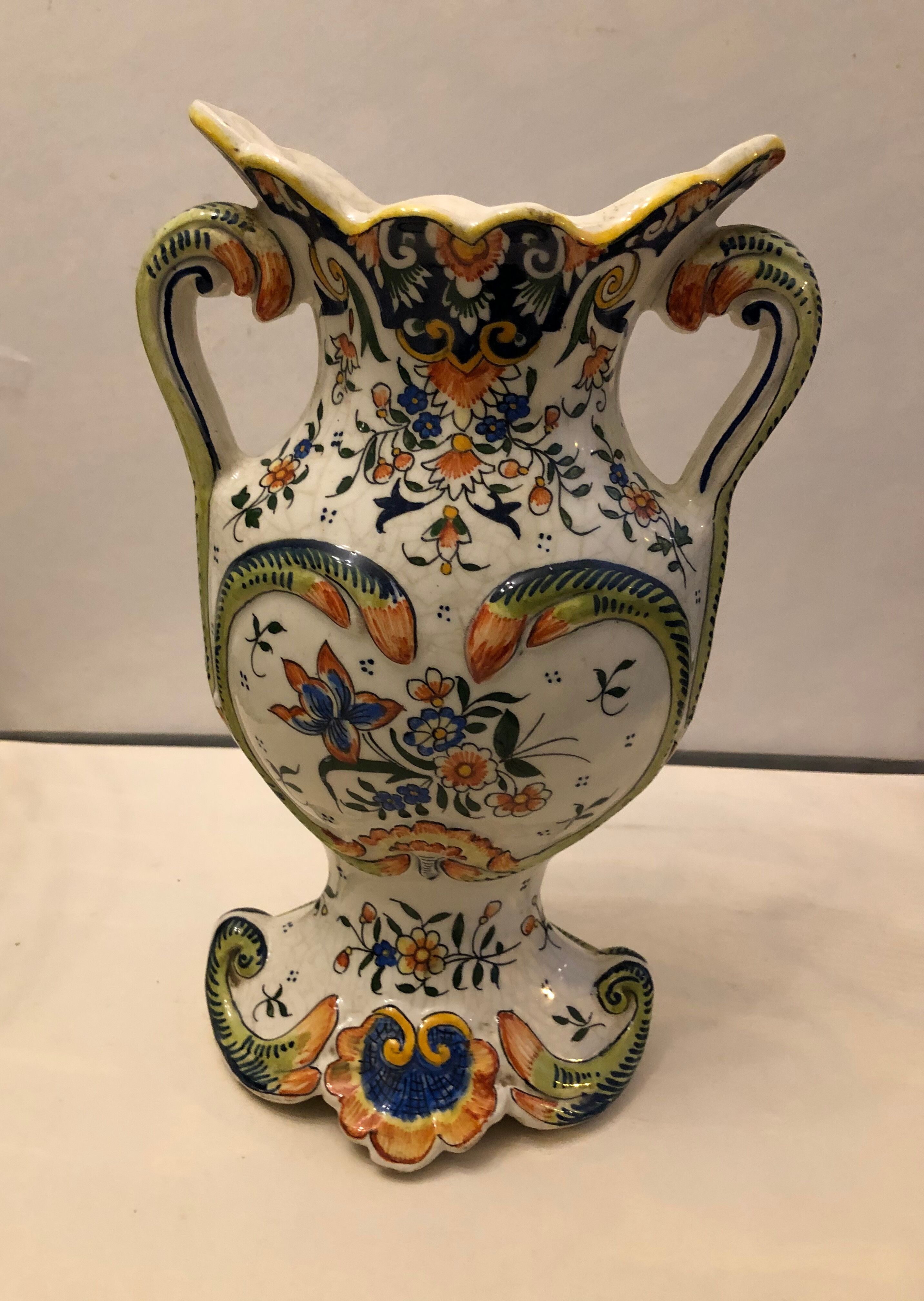 Vase in dabbling
