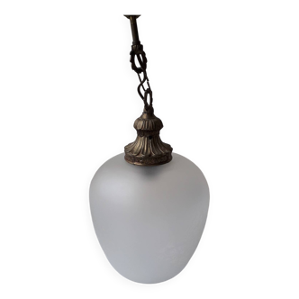 Glass and bronze suspension