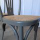Ensemble de 6 chaises de salle à manger vintage grises en bois cintré : style Thonet, assise en cannage.
