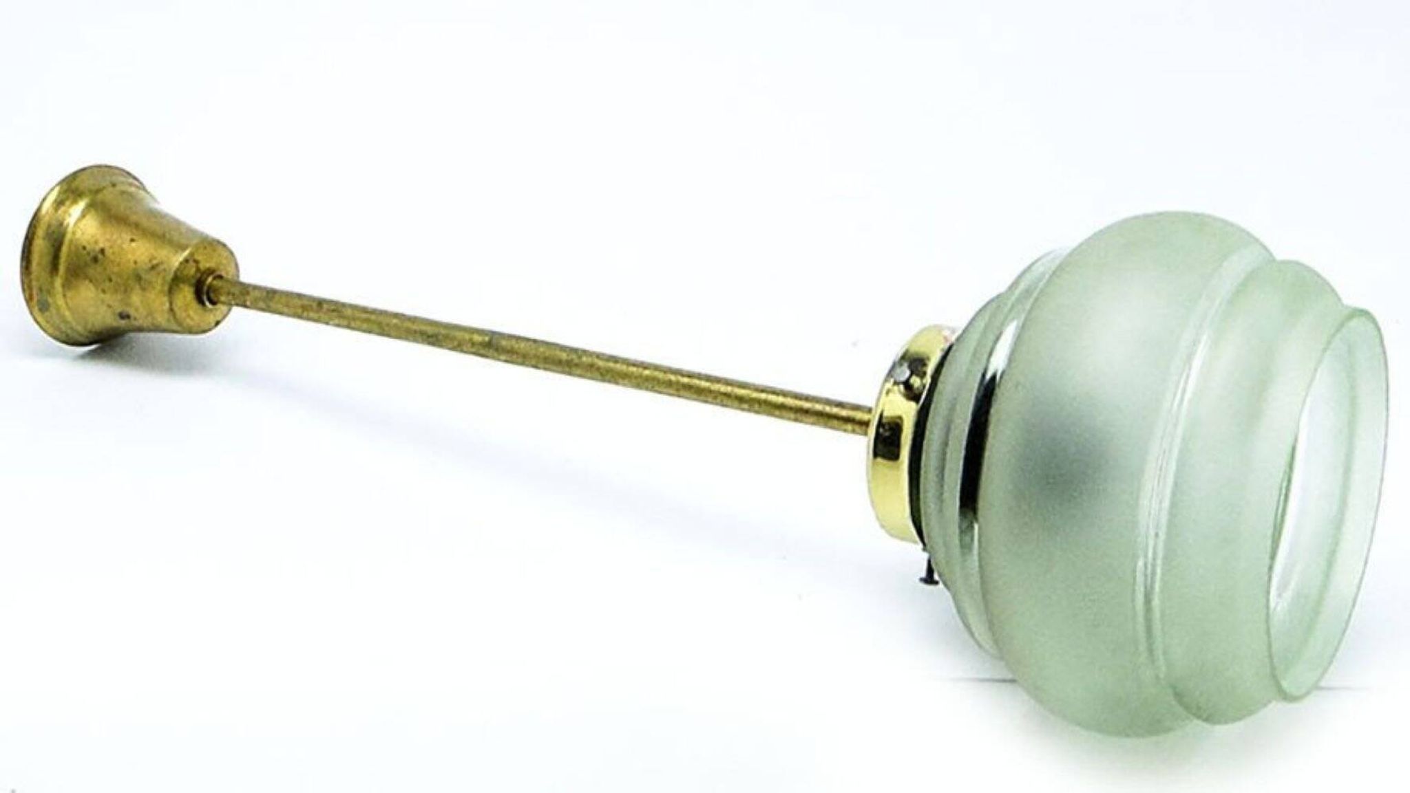 Suspension en verre des années 1950.