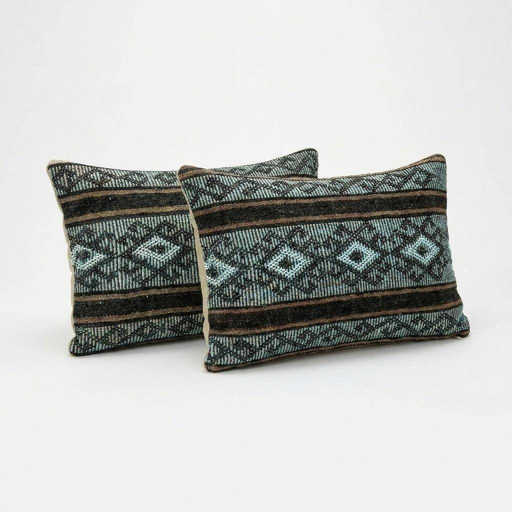 Set of 2 vintage kilim cushion covers 41x61 cm