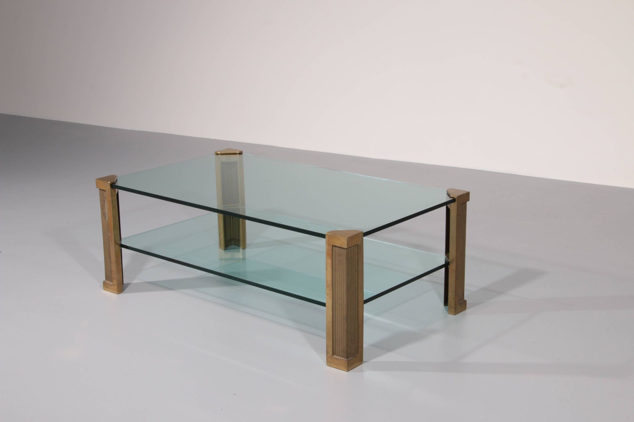 Table de salon en laiton Peter Ghyzcy modèle T14D 1970 Design hollandais