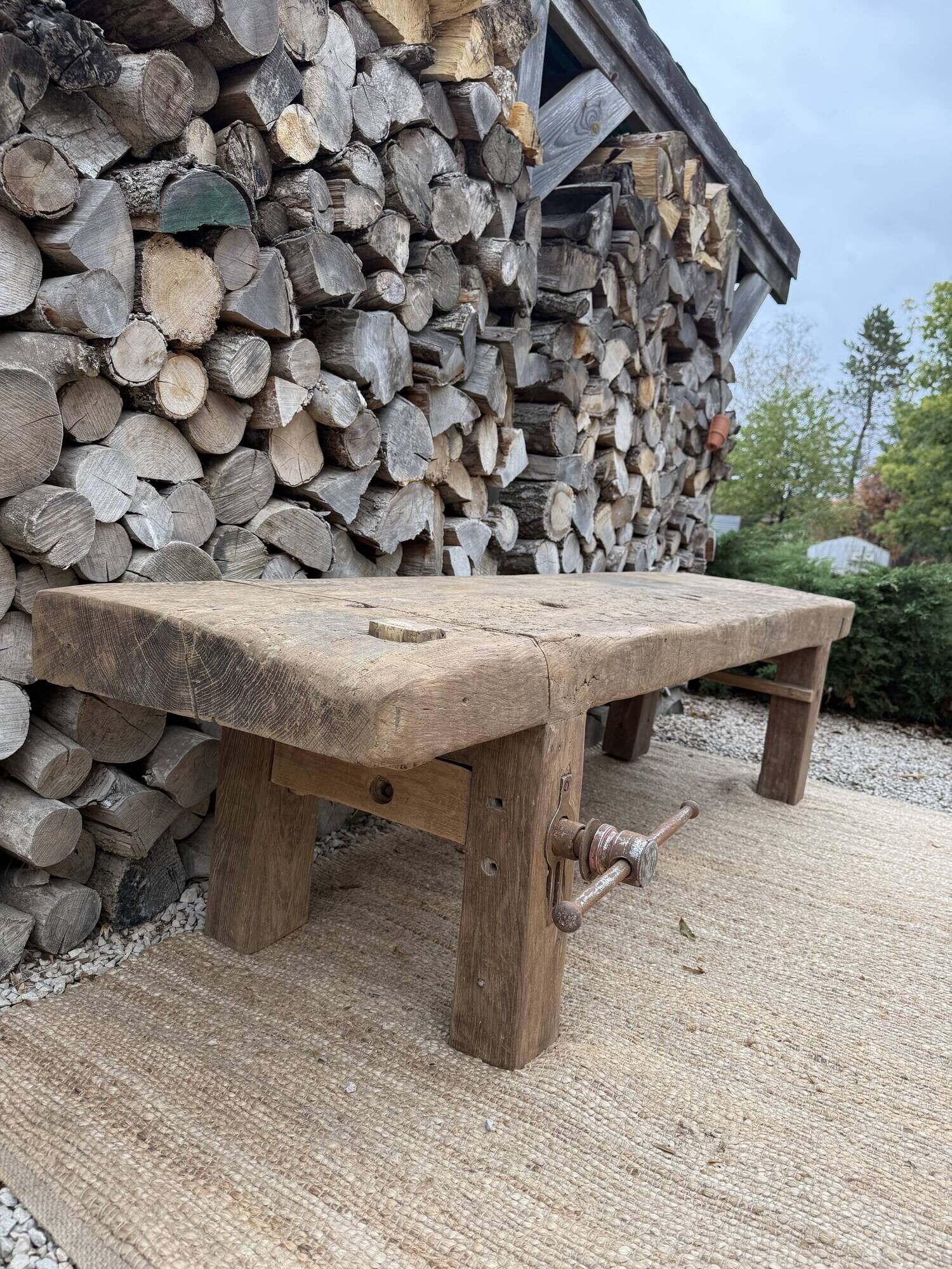 low carpenter's bench / TV stand bench