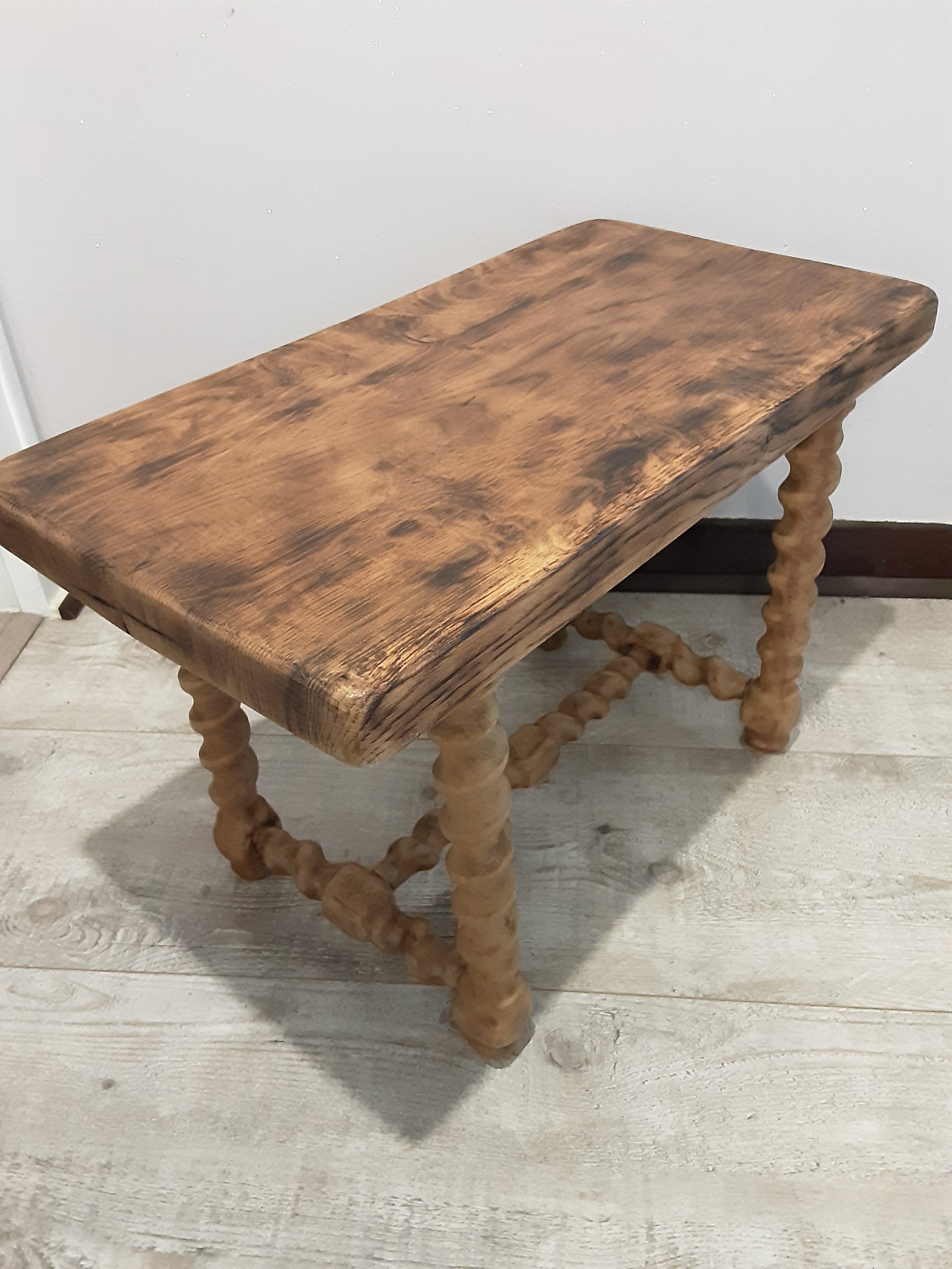 Coffee table restyled industrial style