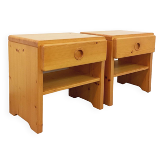 Pair of vintage Charlotte Perriand Les Arcs bedside tables in pine from the 60s and 70s
