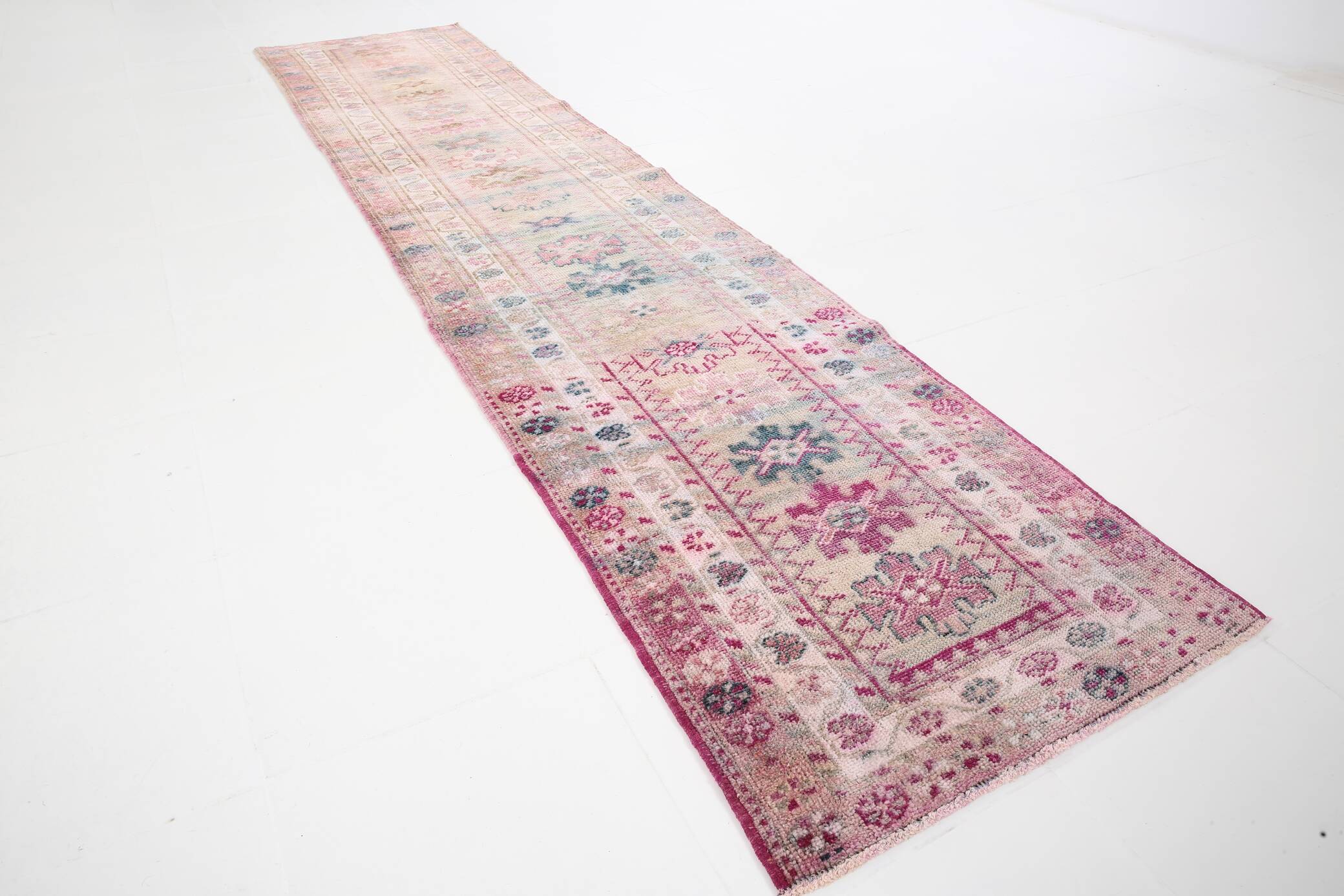Shades of Pink Turkish Hallway Runner Rug, 78x360 Cm