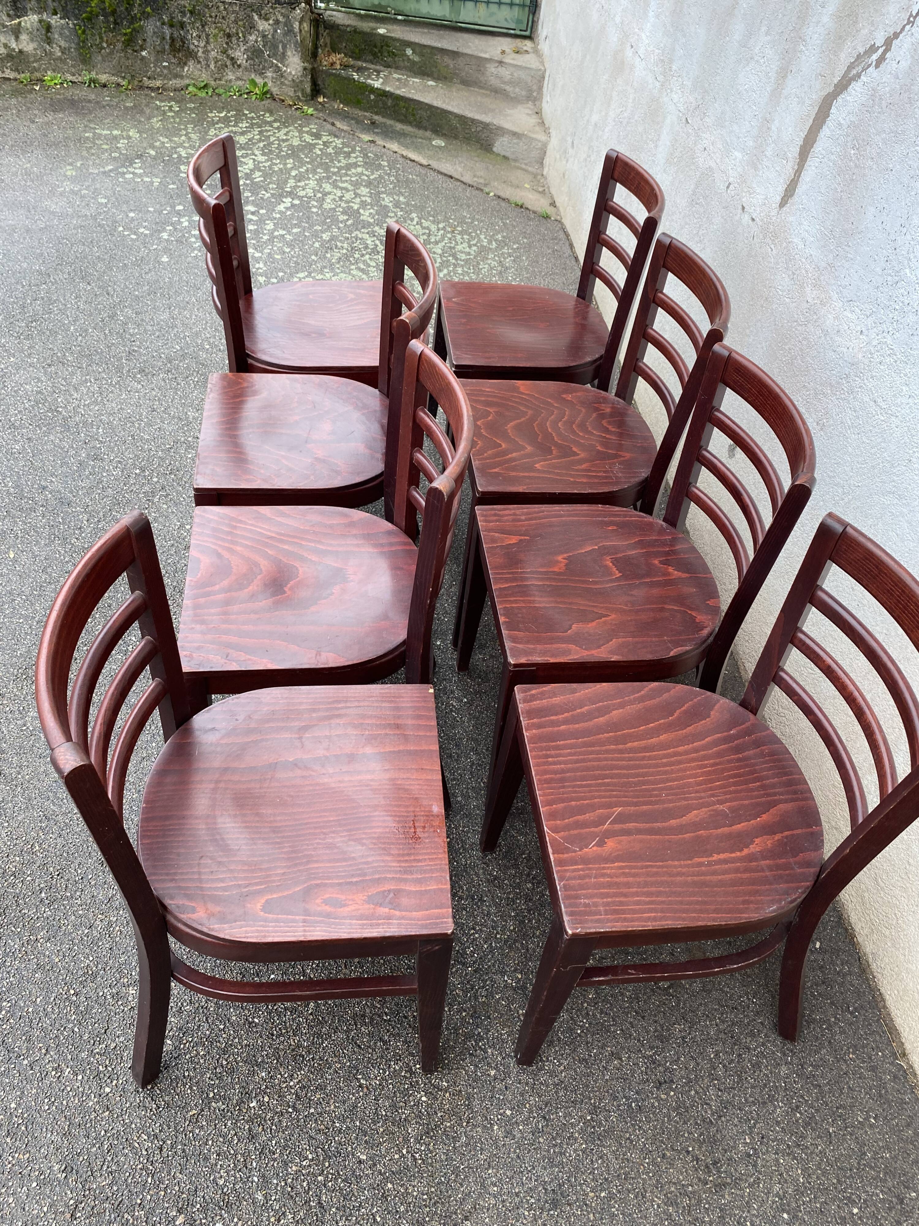 Set of 8 restaurant chairs