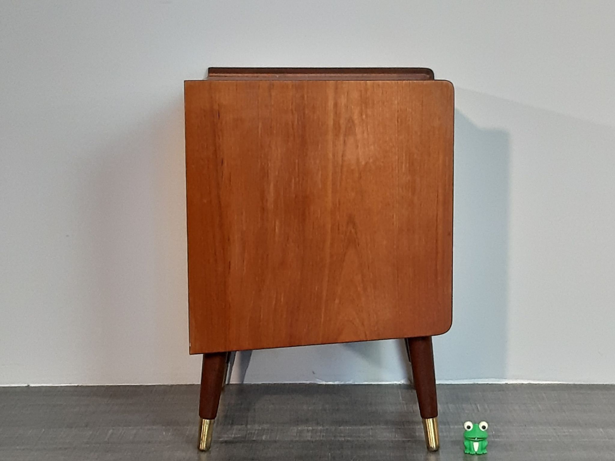 Norwegian bedside table with 3 drawers, teak and brass clogs