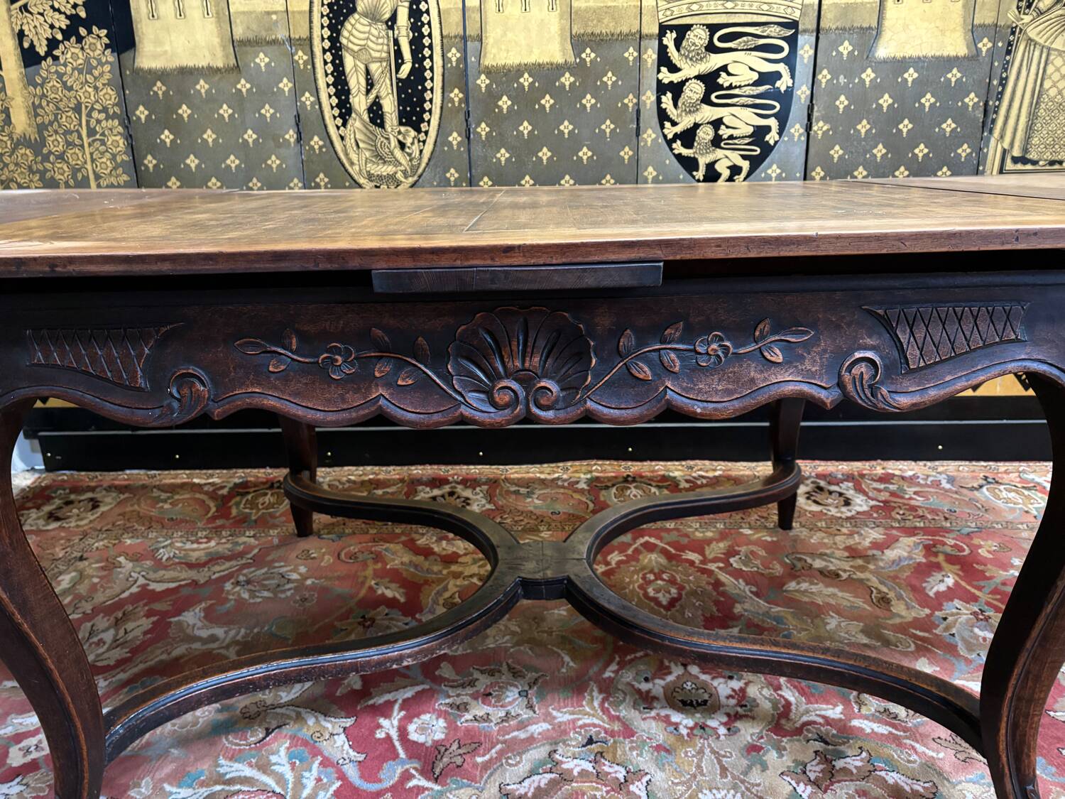 Table Régence avec rallonges