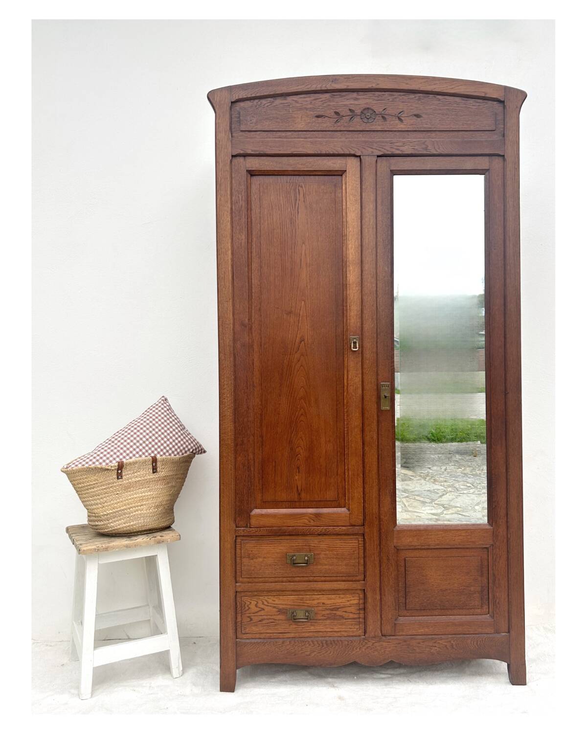 Parisian oak wardrobe
