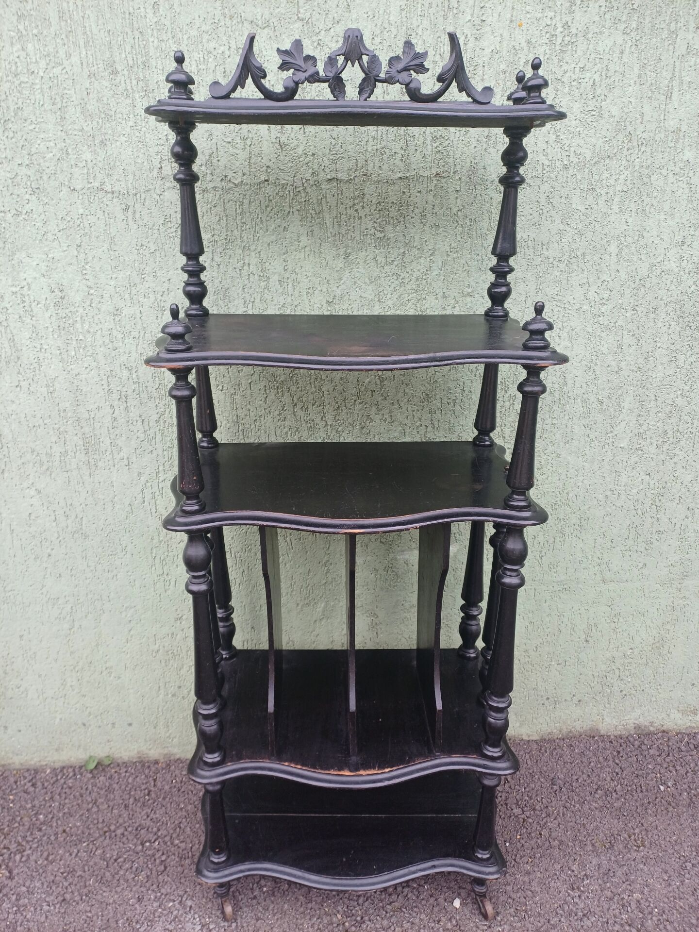 Étagère en bois noir Napoléon III