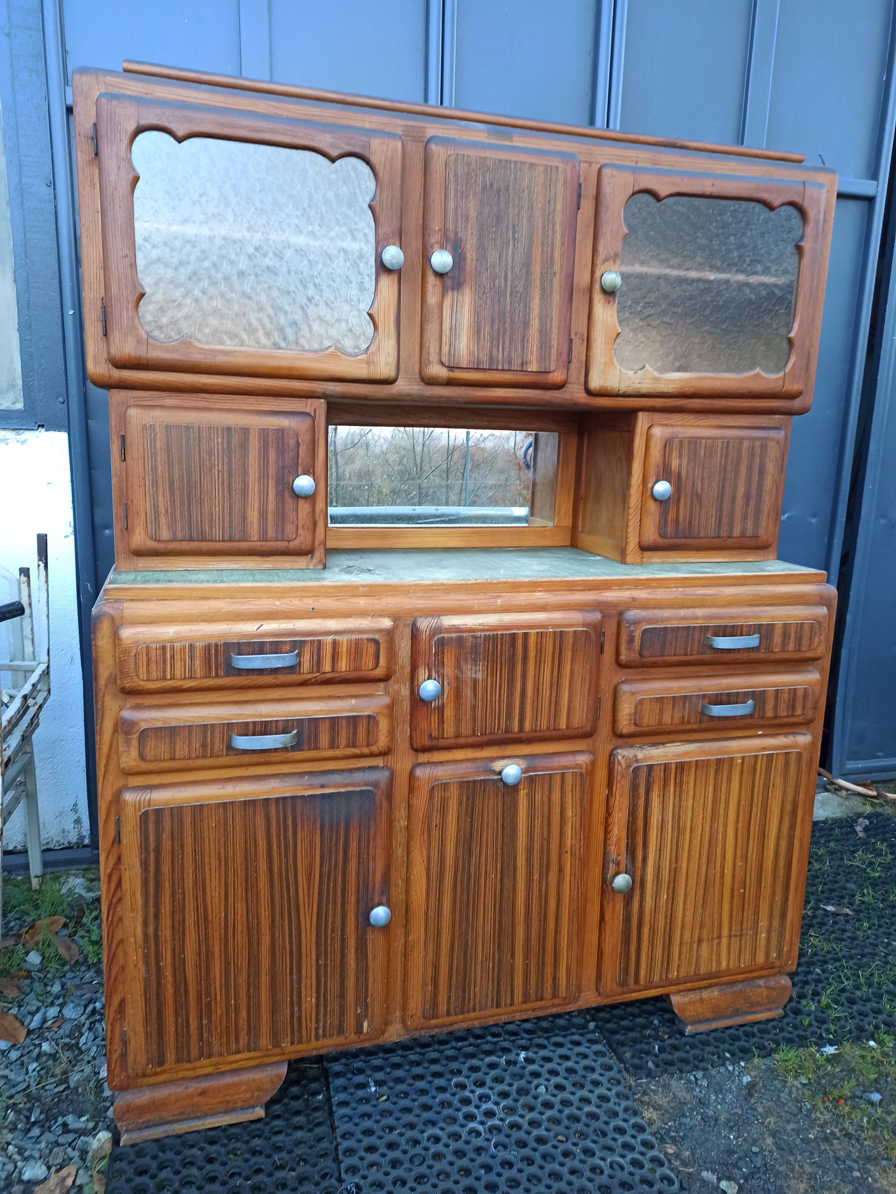 Mado buffet in its mirror kitchen buffet juice