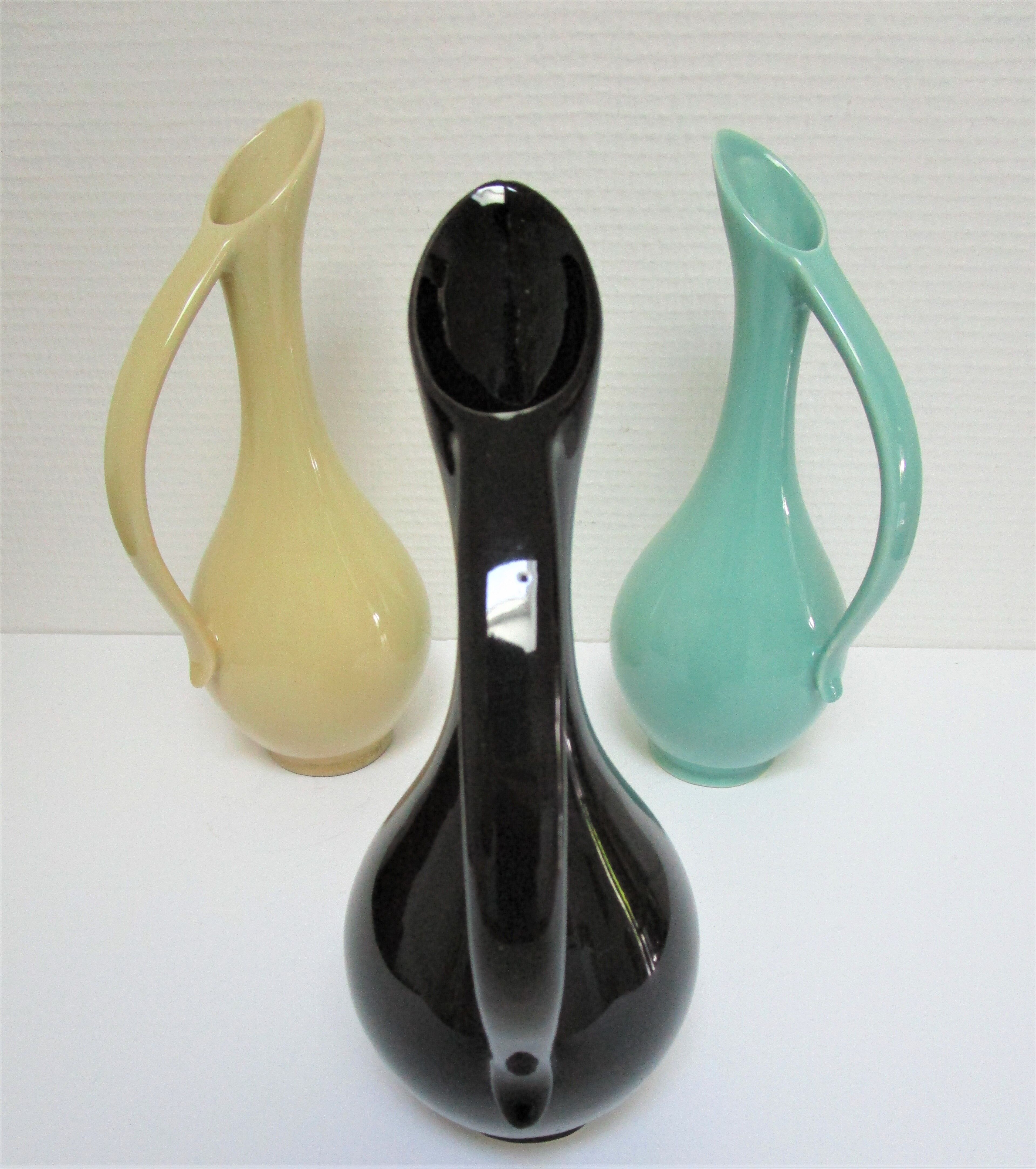 Three ceramic enamels design 60s soliflores black yellow green