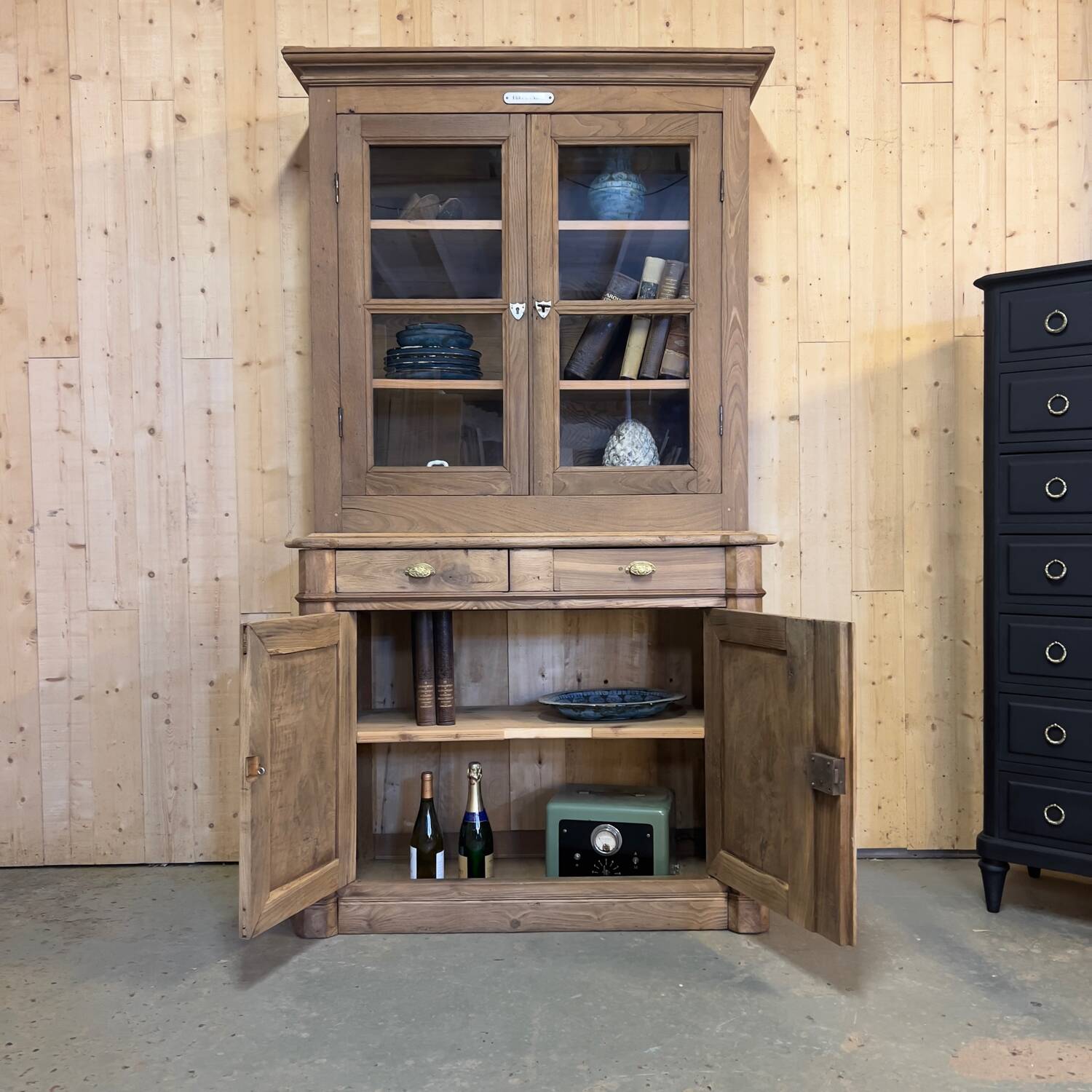 Two-part buffet in raw oak