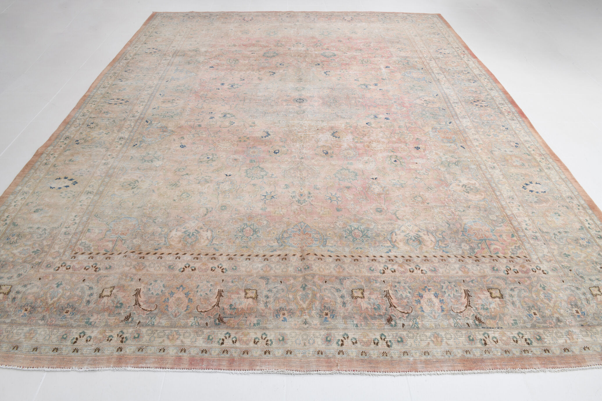 Classic persian rug, 301x385cm