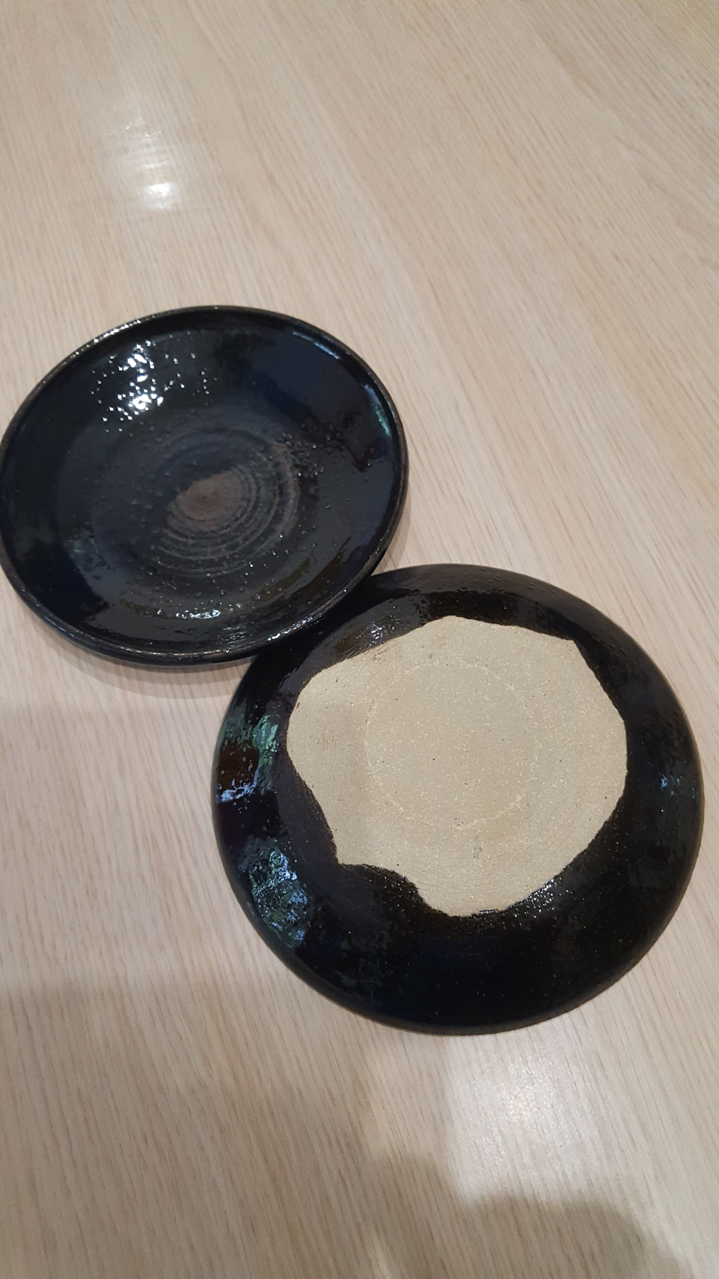 Stoneware dishes