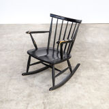 Black lacquered wooden rocking chair 70