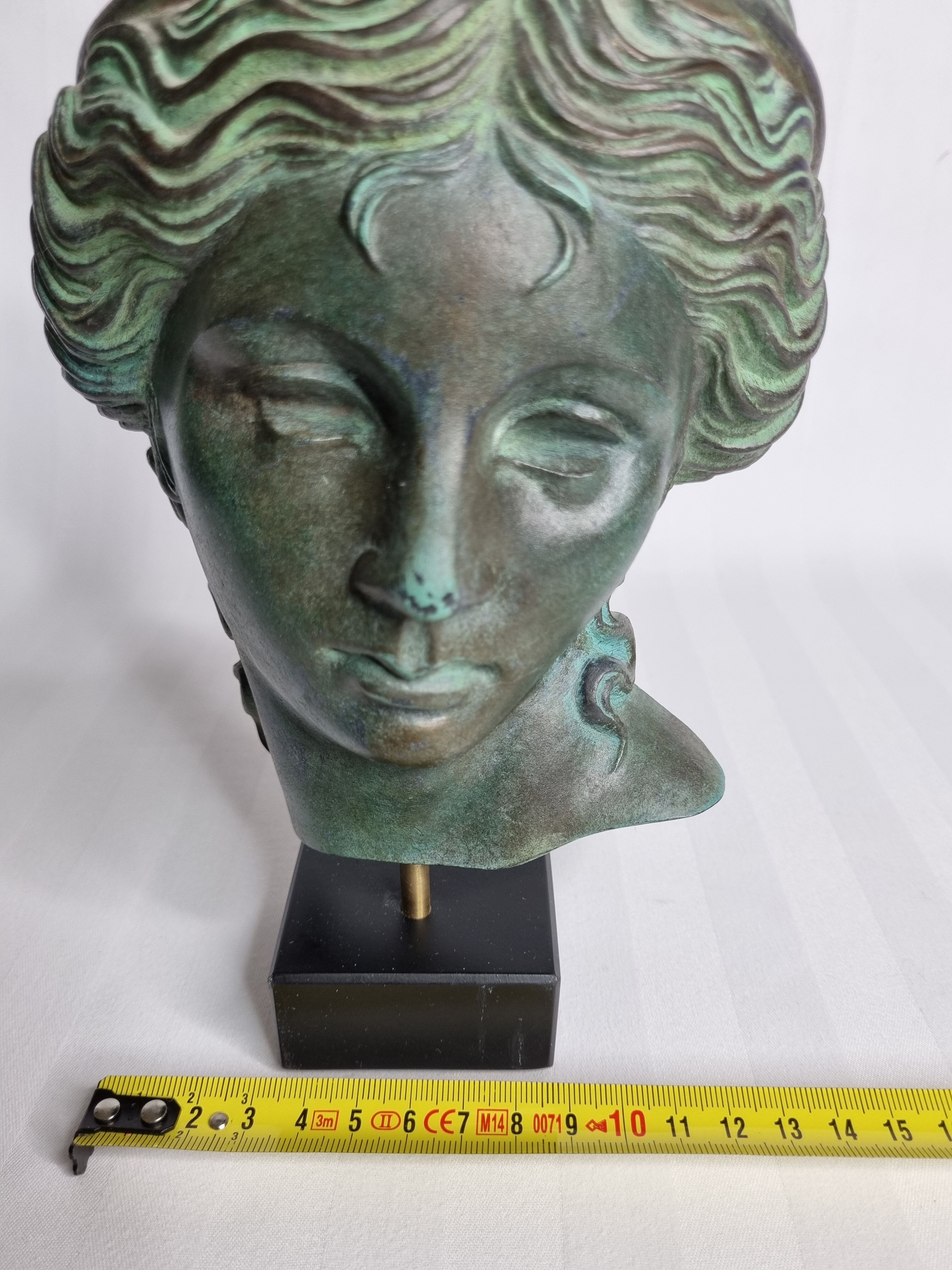 Bust of Aphrodite in plaster or bronze patinated resin