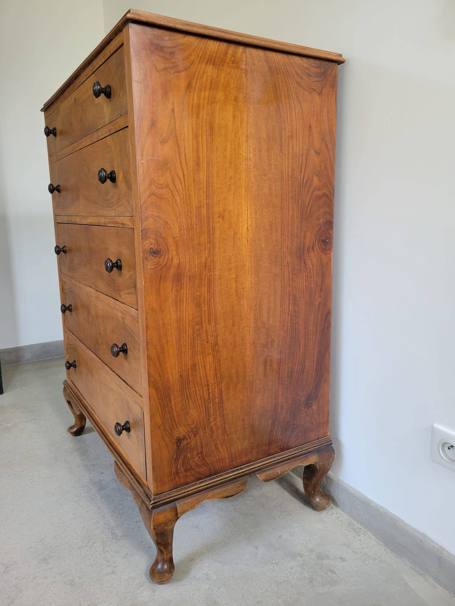 Commode anglaise haute 5 tiroirs marqueterie en ronce
